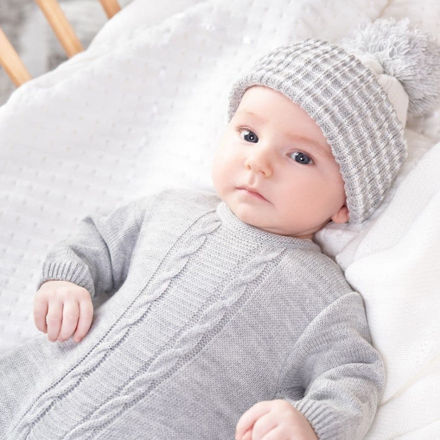 Grey cable knit online